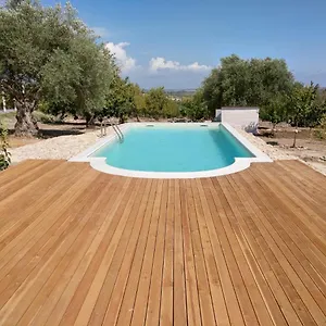 Alloggio per agriturismo Mennuli&alivi - Organic Farm, Noto